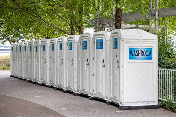 Best Construction site porta potty rental  in Elk Mound, WI