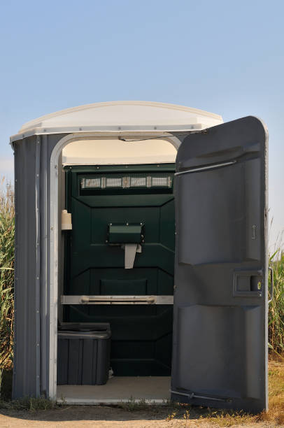 Best Handicap porta potty rental  in Elk Mound, WI